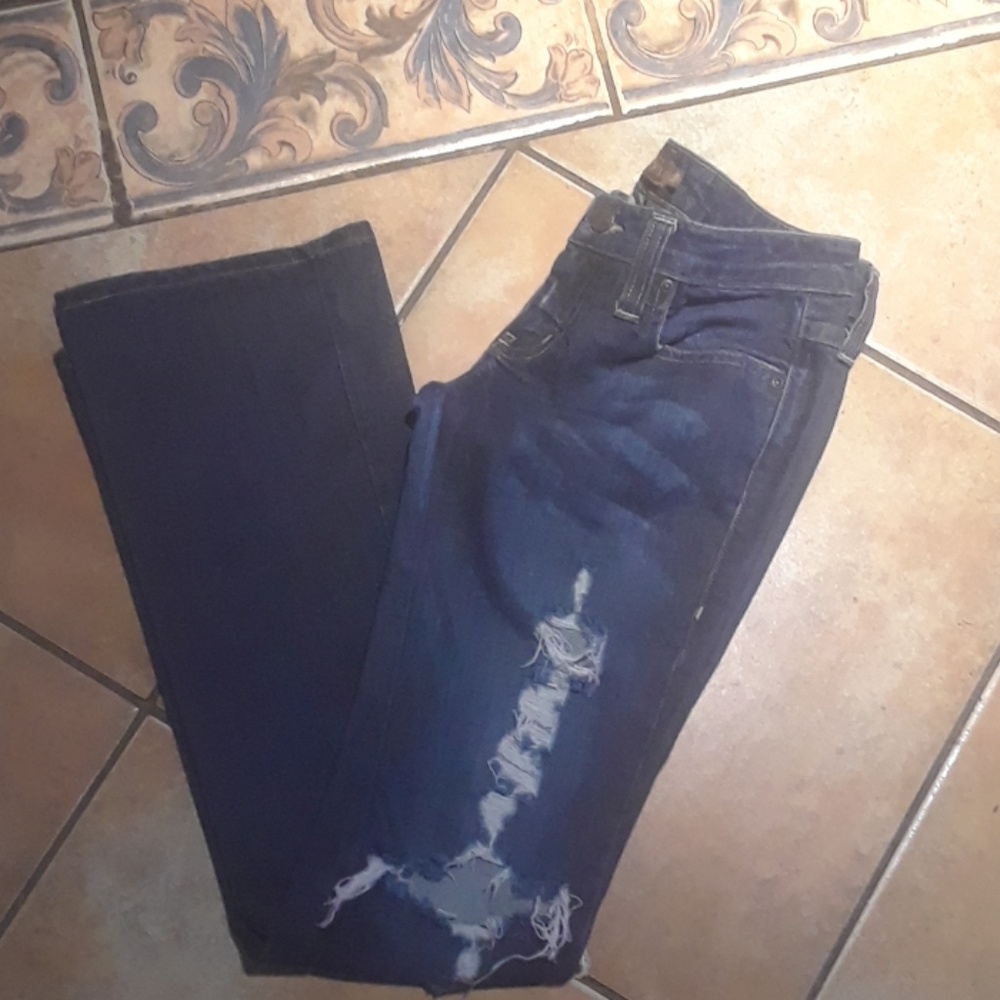 FRANKIE B. DISTRESSED SZ 27X33.5 LOW RISE JEANS